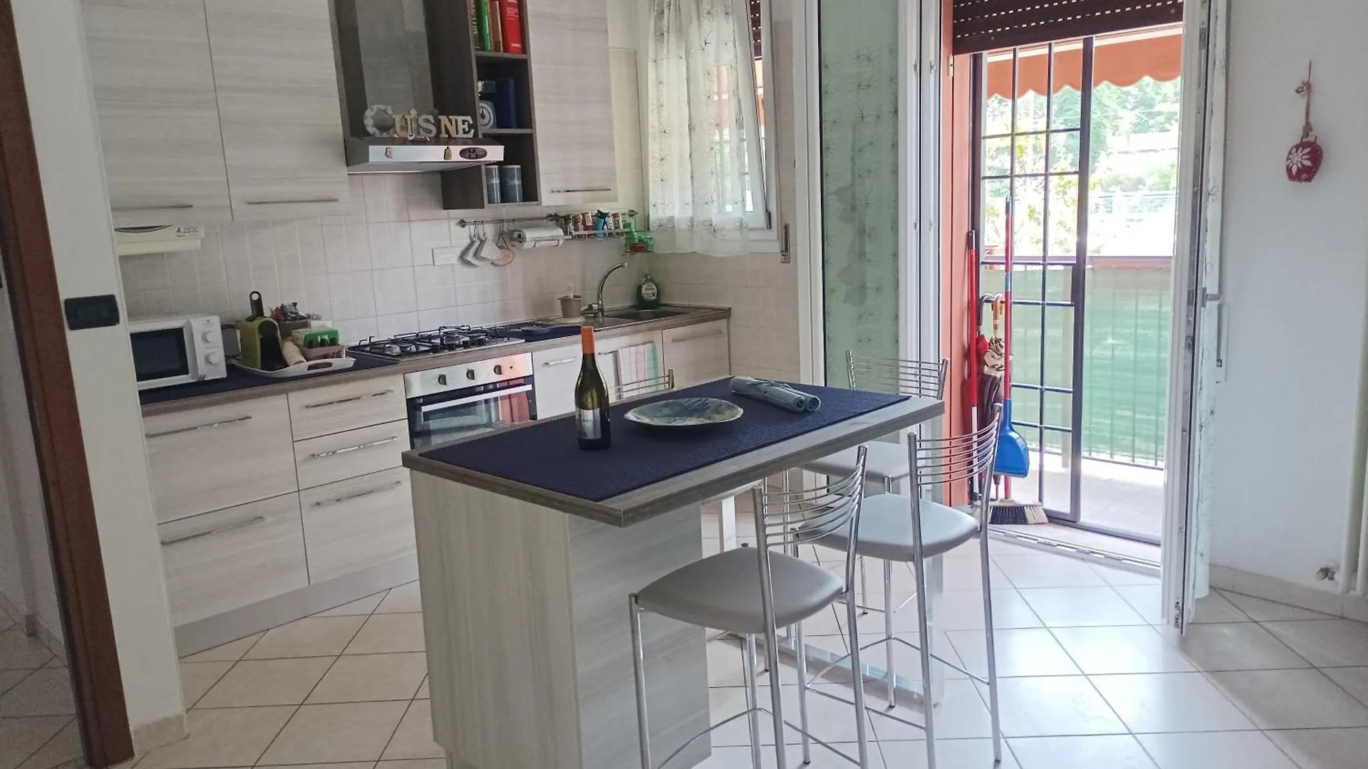 Sisters Home Bolonia Italia